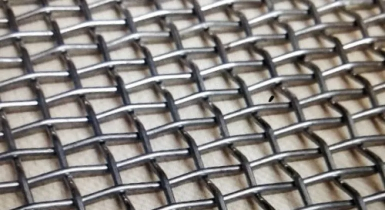 Kegunaan wiremesh crimped untuk penunjang pembangunan proyek di papua